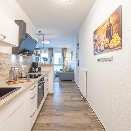 Lägenhet Awesome In Ostseeolpenitz With Sauna *